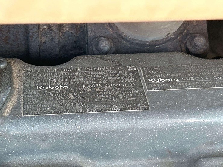 2013-bobcat-t590-image-8