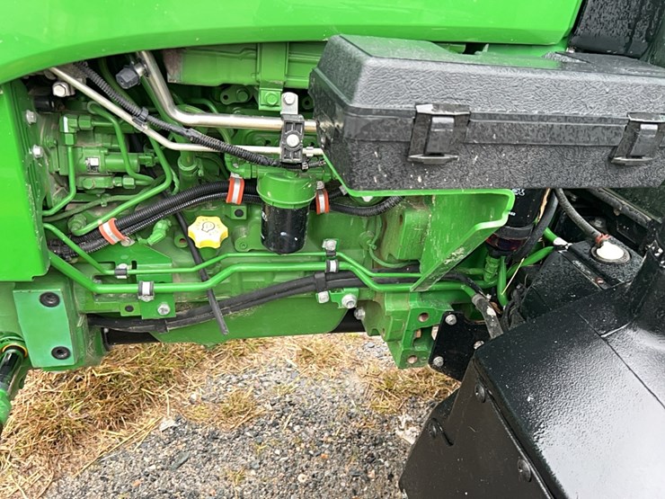 john-deere-5.5-image-19