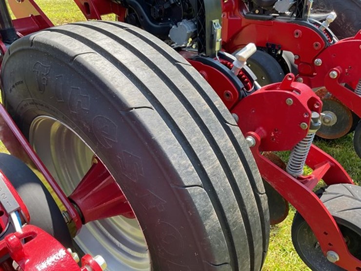 2022-case-ih-2150-image-31
