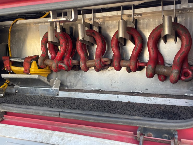 #3824-•-2019-peterbilt-heavy-rotator-(has-mn-title-in-delay,-may-take-6-8-weeks)-image-68