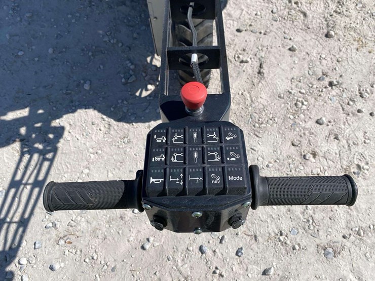 2022-ligchine-spiderscreed-concrete-screed-image-10