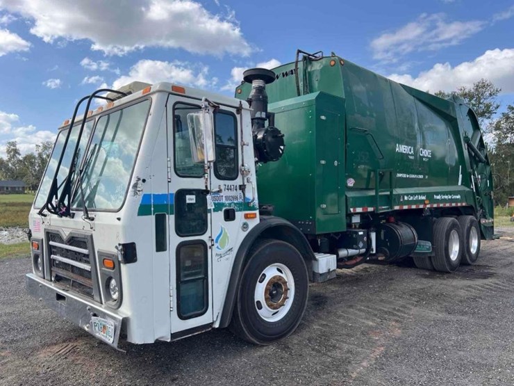 2013-mack-leu633-image-8