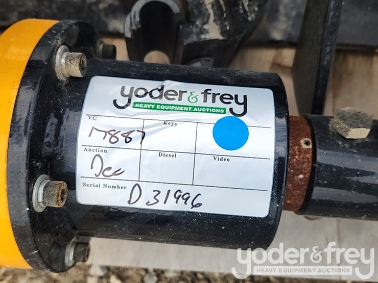 2025-caterpillar-301.8-image-7