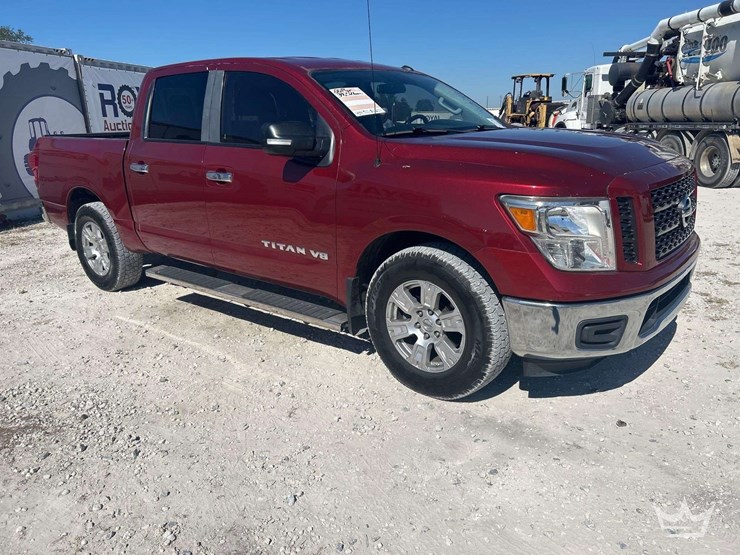 2019-nissan-titan-image-2