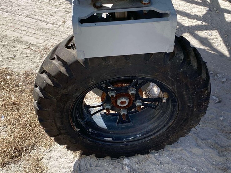 2019-ligchine-spiderscreed-concrete-screed-image-14