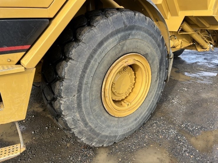 1995-caterpillar-d25d-image-9