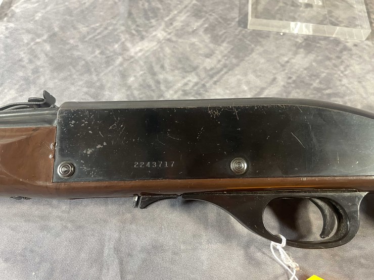 #8091-•-remington-mohawk-10c,-22-lr-semi-auto-rifle,-sn:-2243717,-(neenah,-wi)-image-11