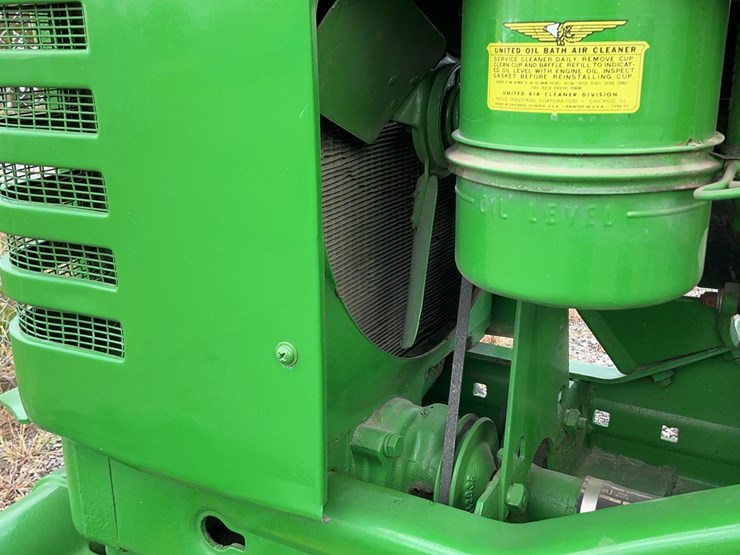 1940-john-deere-model-a-image-15