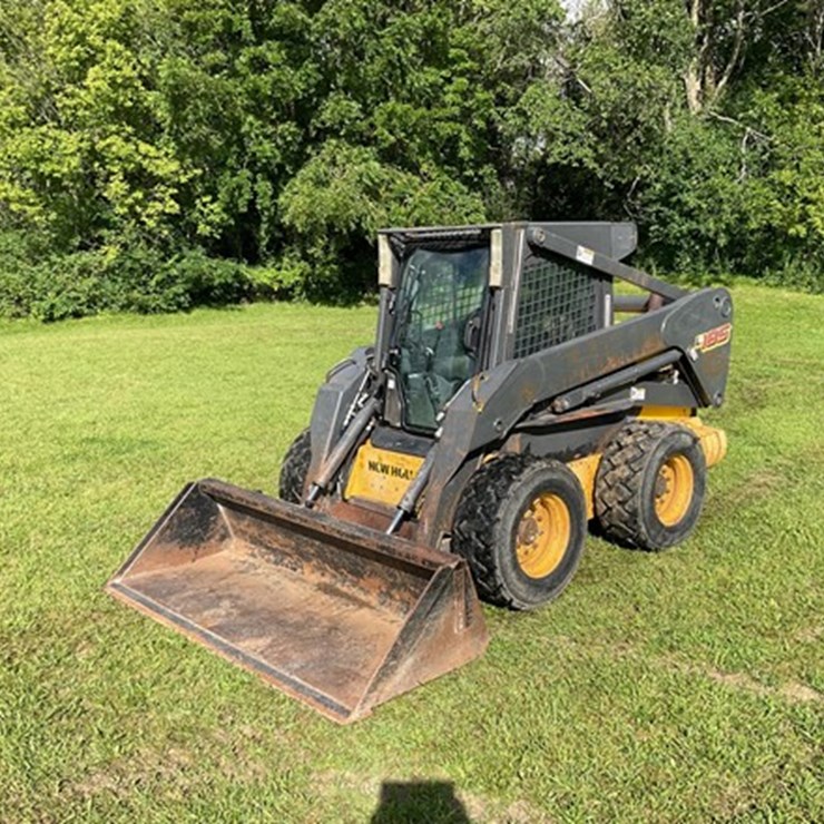 2007 NEW HOLLAND L185