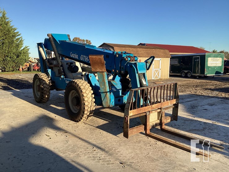 2007-genie-gth1056-image-6