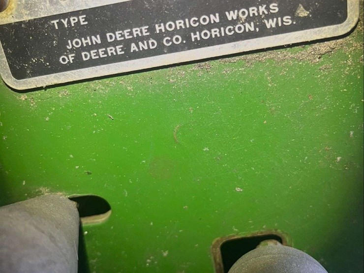 1969-john-deere-110-image-3