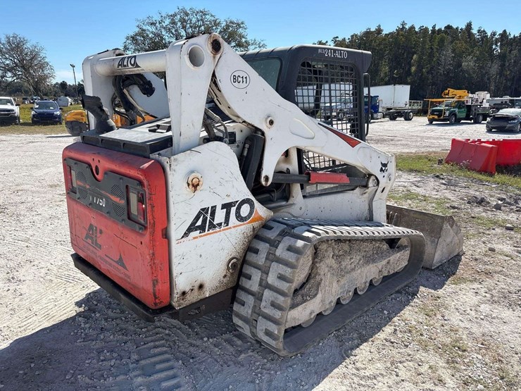 2018-bobcat-t750-image-2