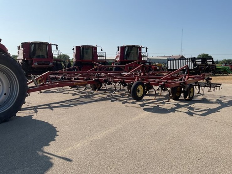 2005-sunflower-5035-32-image-12