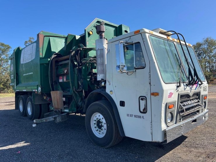 2015-mack-leu633-image-6