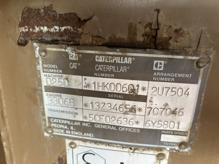 1995-caterpillar-d25d-image-21