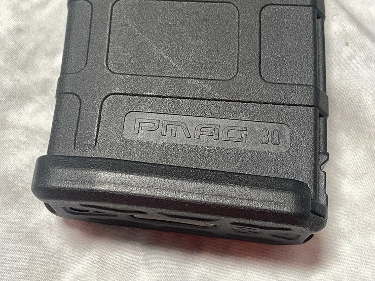 #8074-•-bushmaster-bullpup-m175,-223-rem-semi-auto-rifle,-sn:-po2020,-(neenah,-wi)-image-12