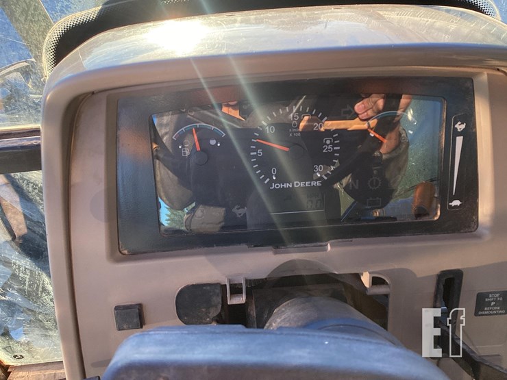 2012-john-deere-5101e-image-14