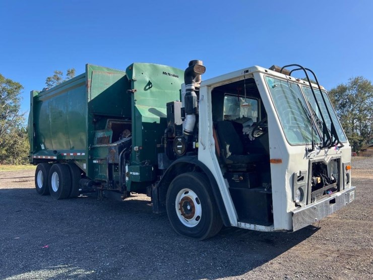 2014-mack-leu613-image-6