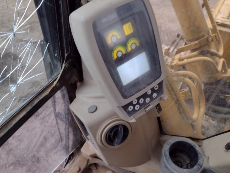 caterpillar-315cl-image-8