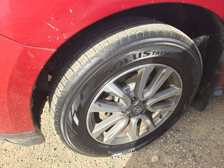 2014-nissan-pathfinder-sl-image-6