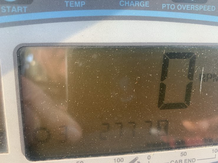 new-holland-tv140-image-22