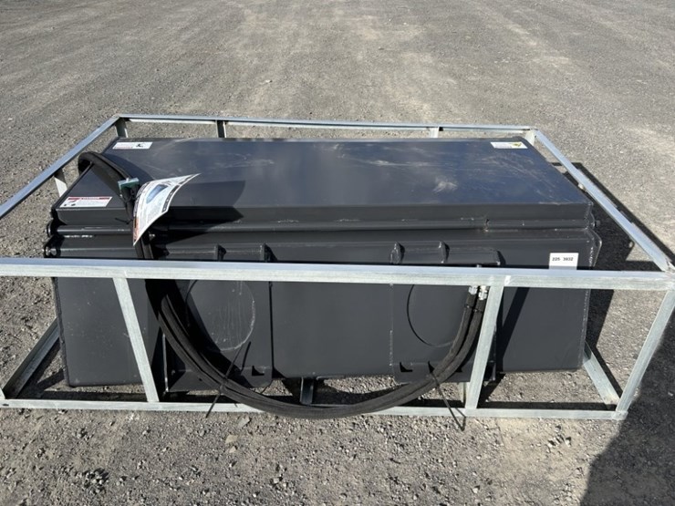 2025-arteer-ss-72w-broom-sweeper-image-1