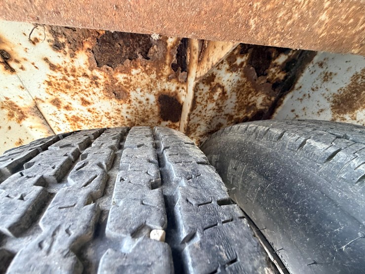 #2201-•-1989-international-equipment-trailer-image-37