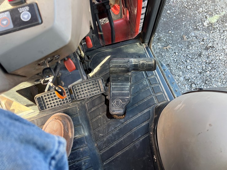 kubota-l4240-image-12