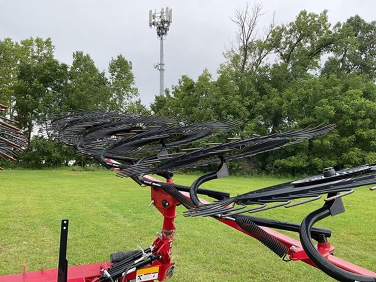 #26-•-2023-h-&-s-ar3212-hay-rake-image-12