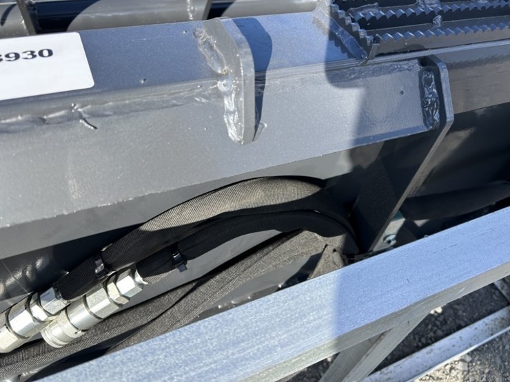 2025-arteer-rr-78w-root-rake-grapple-image-6