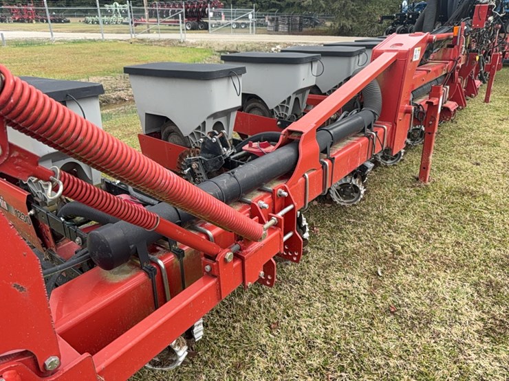 case-ih-1230-image-64