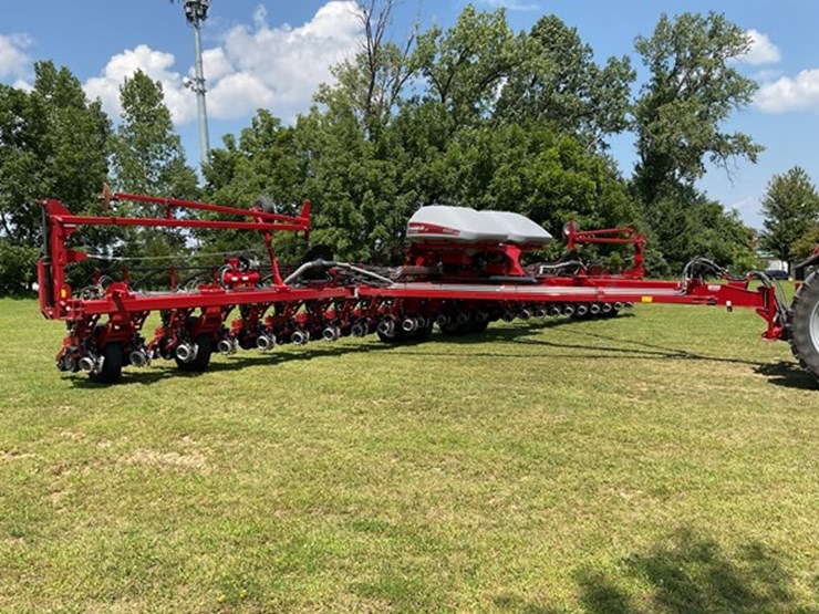 2022-case-ih-2150-image-19