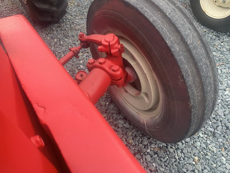 international-444-image-16