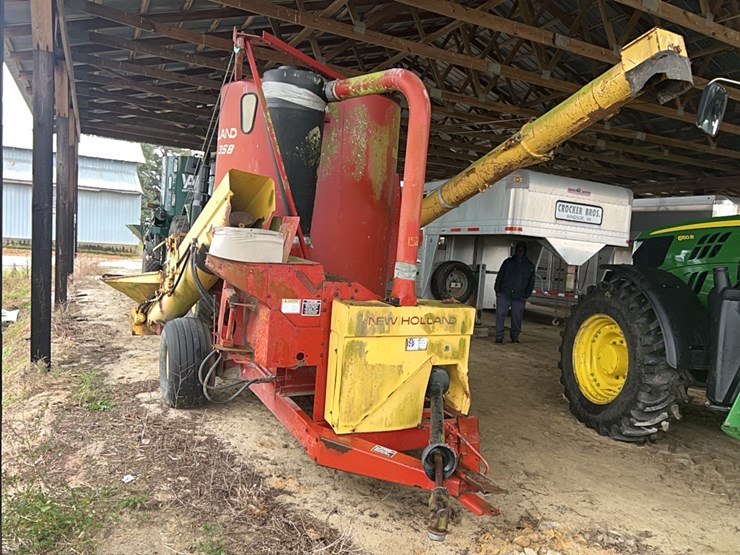 new-holland-358-image-13