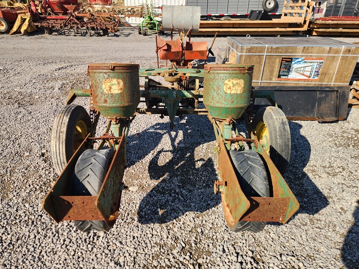 john-deere-2-image-2