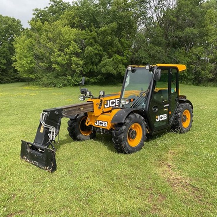 2022 JCB 525-60