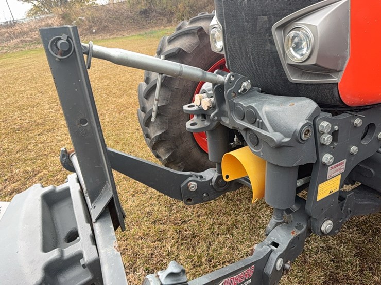 kubota-m7-172-premium-image-50