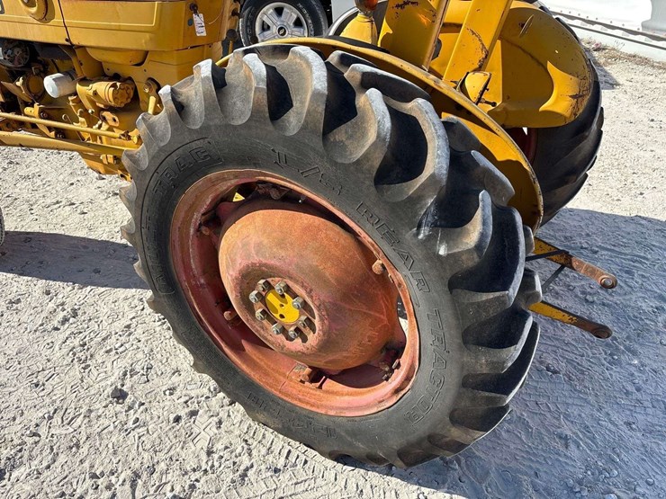 ford-tractor-image-20