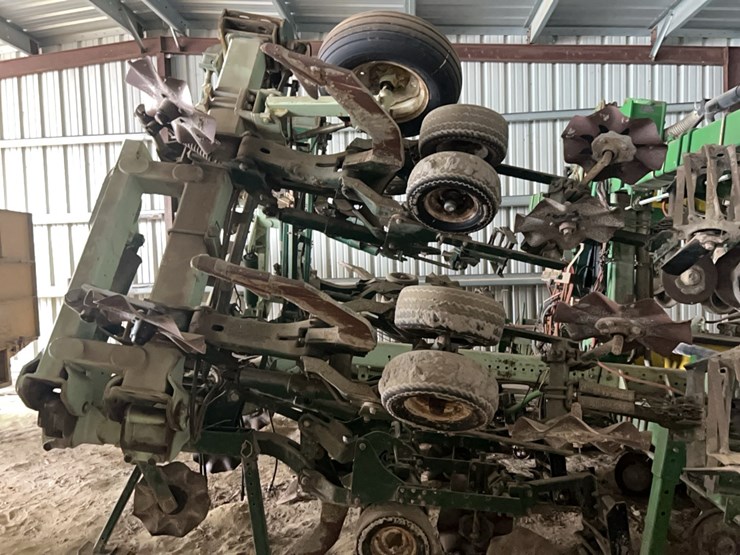 john-deere-1720-image-3