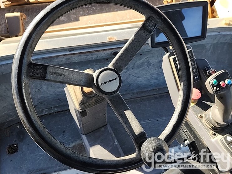 2018-dynapac-cc4200-image-22