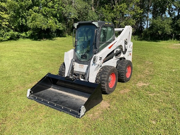 2019-bobcat-s740-image-1