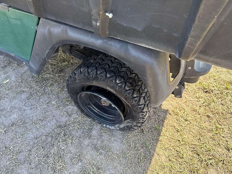 2004-e-z-go-st350-gas-utility-cart-image-16