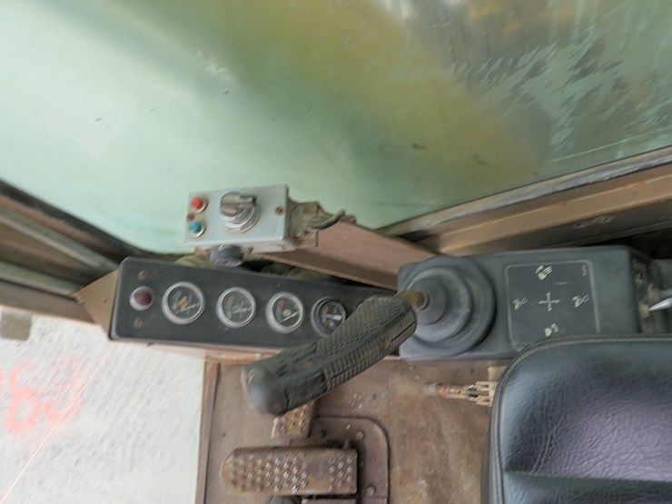 caterpillar-215c-image-38