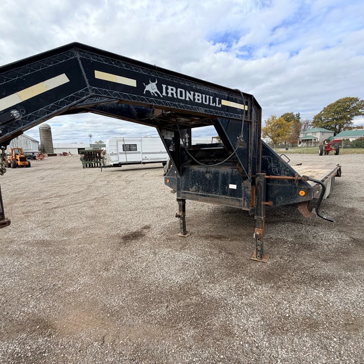 #2152 • Iron Bull Gooseneck Flatbed Trailer