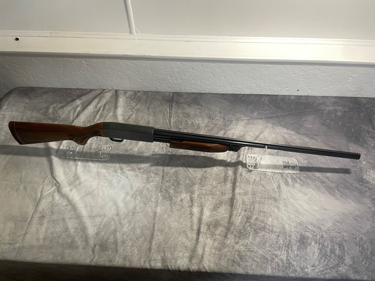 #3500-•-ithaca-37-featherlight,-sn:-371453845-(arcadia,-wi)-image-1