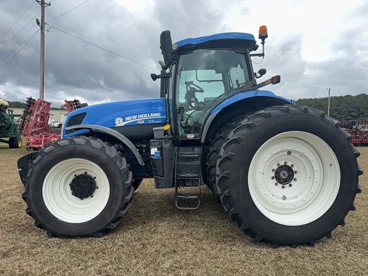 new-holland-t7.260-image-2
