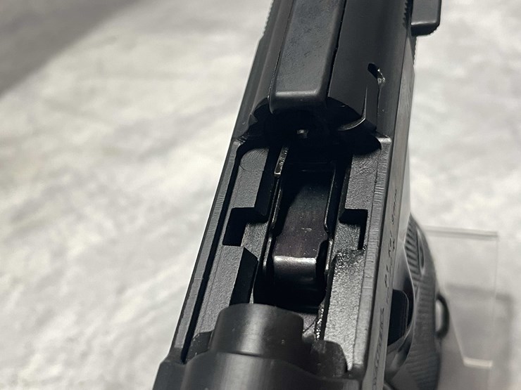 #5184-•-walther-p1,-9mm-luger-semi-auto-pistol,-sn:-102905w7.88,-(neenah,-wi)-image-13