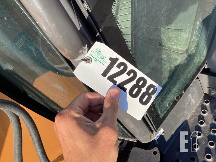 2023-case-580sn-image-23