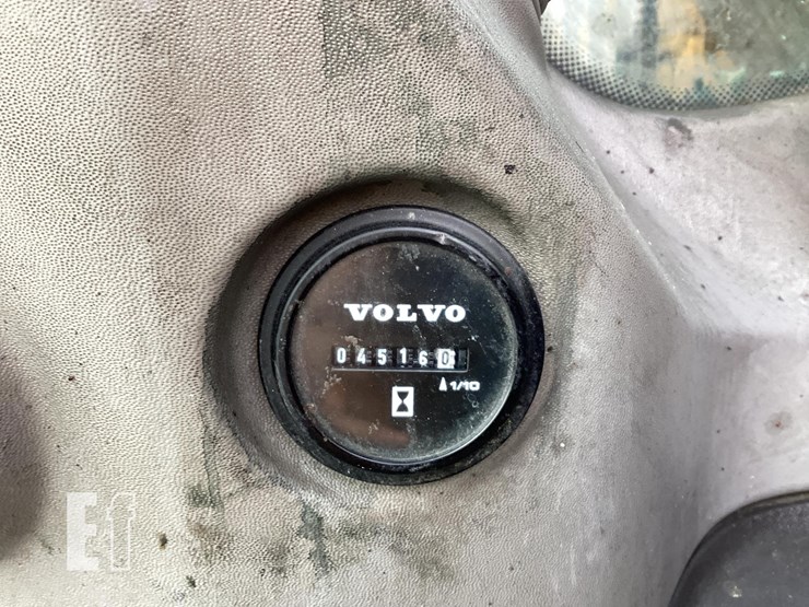 2020-volvo-ecr145el-image-18