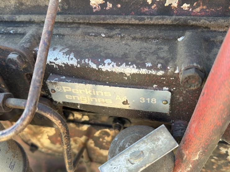 massey-ferguson-1080-image-8